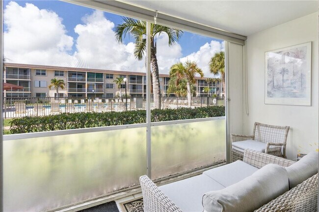 Building Photo - 4500 N Federal Hwy