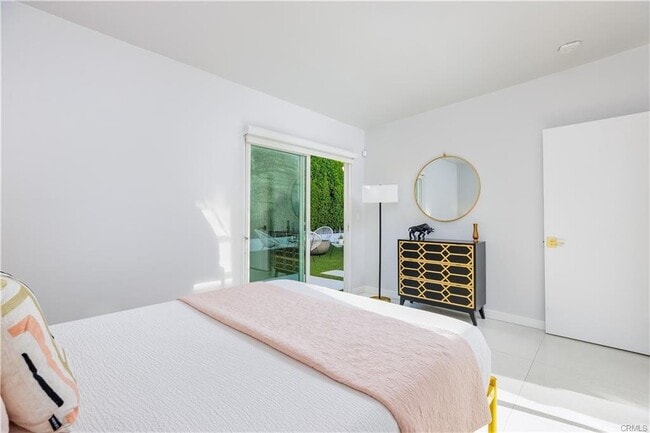 Building Photo - 3466 E Paseo Barbara