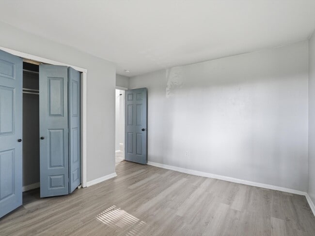 Building Photo - 308 Harolds Dr NW