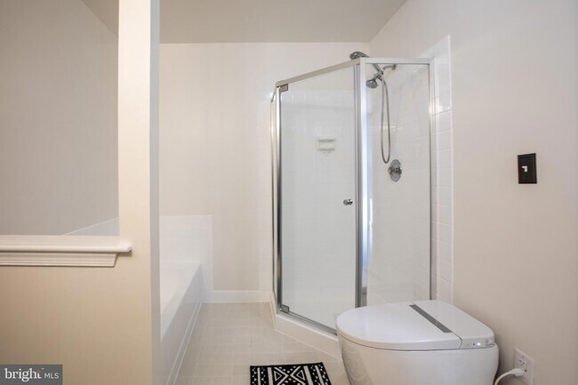 Building Photo - 297 Andover Pl