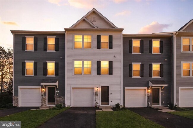 Building Photo - 105 Homestead Dr