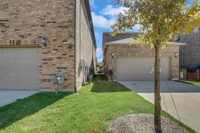 Building Photo - 7609 Sunset Blvd