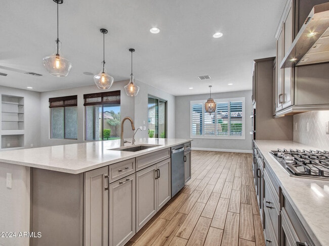 Building Photo - 44529 N Sonoran Arroyo Ln