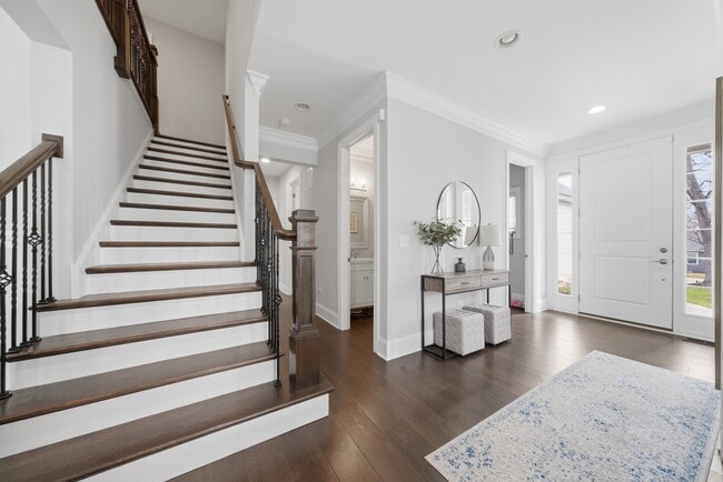 Building Photo - 7814 Brookbank Rd