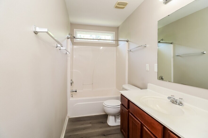 Building Photo - 4002 Chimney Wood Trail