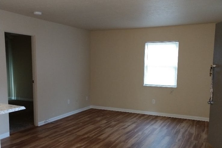 Living Room - 1808 Bono Rd