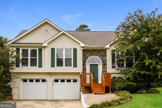 Building Photo - 17 Stonecreek Dr SW