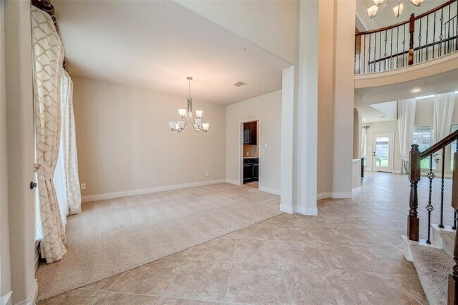 Building Photo - 13614 Lightning Falls Ln