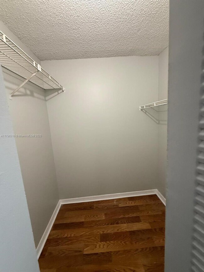 Building Photo - 2323 Linton Ridge Cir