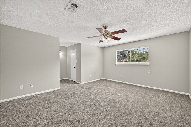 Building Photo - 14535 Misty Meadow Ln