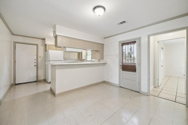 Building Photo - 209 Tallant St