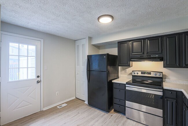 Building Photo - 426 Mystic View Turn