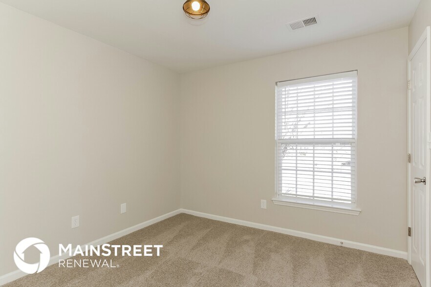 Building Photo - 9302 Chastain Walk Dr