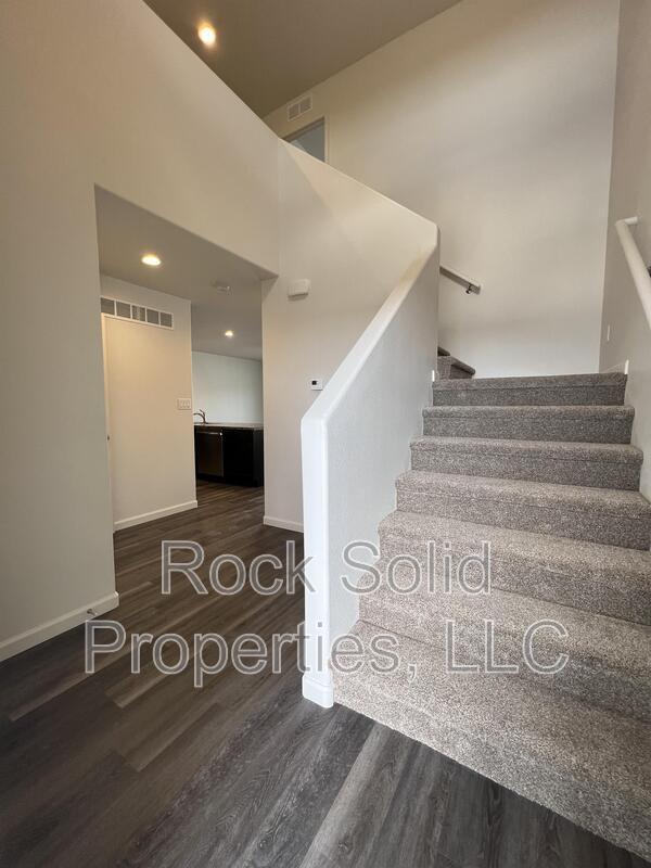 Building Photo - 1508 Danny Pl