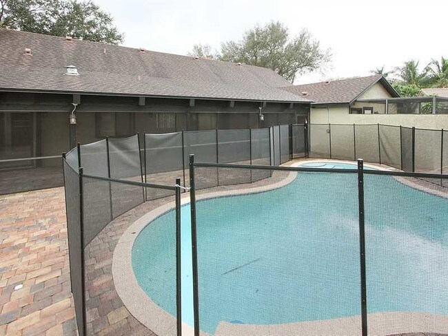 Building Photo - 9861 NW 10th St