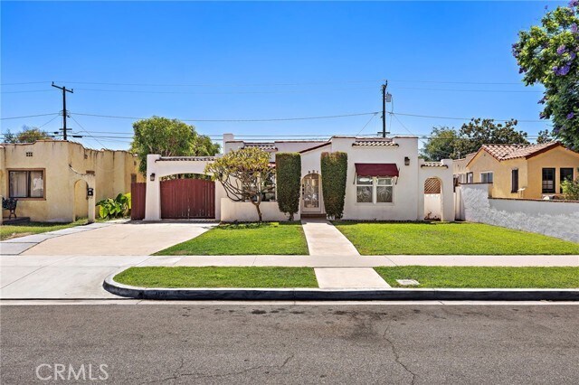 Building Photo - 921 N Clementine St