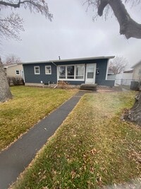 Building Photo - 1617 St Johns Ave