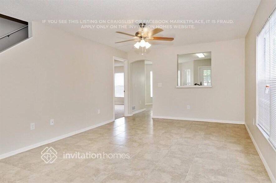 Building Photo - 28548 Seashell Ct