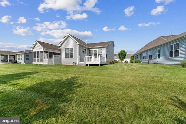 Building Photo - 906 Moorings Cir