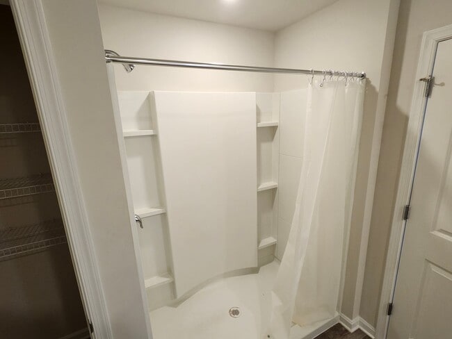 Building Photo - Single Family 4 BR, 2.5 Bath Rental in Broadway, Only 2 Years Old, Available in January 2026