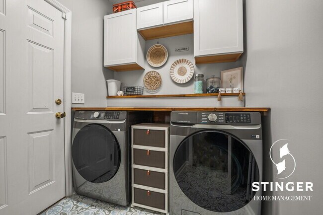 Building Photo - 46 Alston Park Dr