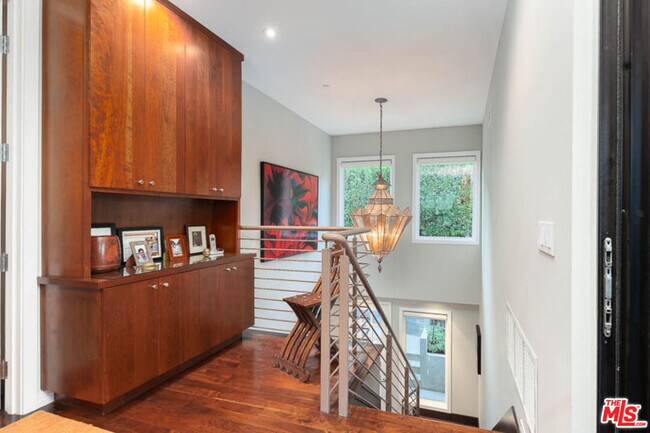 Building Photo - 8573 Appian Way