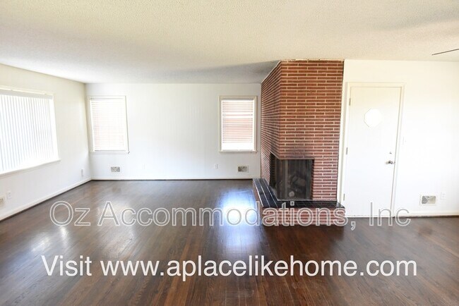 Building Photo - 3131 N 63rd St