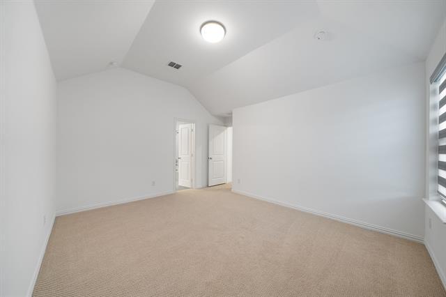 Building Photo - 8213 Legacy Oak Dr