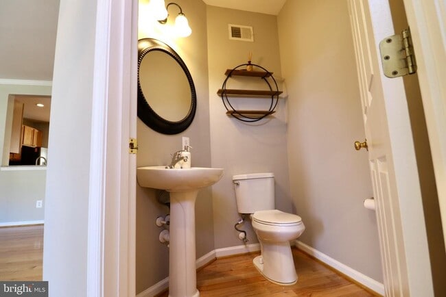 Building Photo - 25323 Damascus Park Terrace