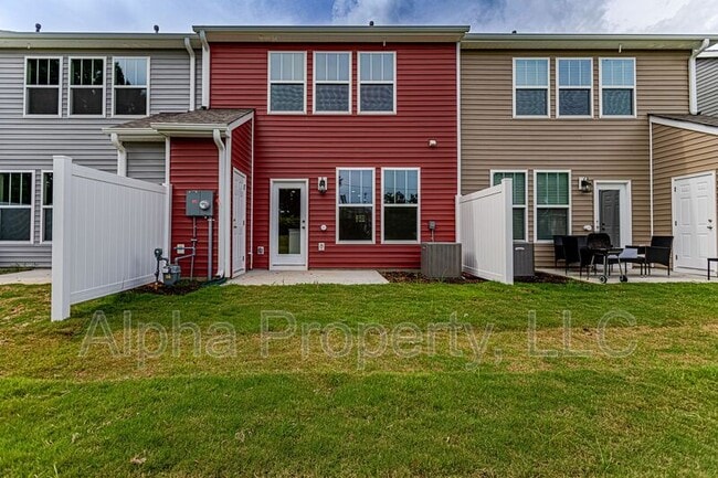 Building Photo - 124 Keel Ln