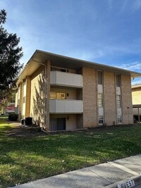 Building Photo - Quail Valley-6A