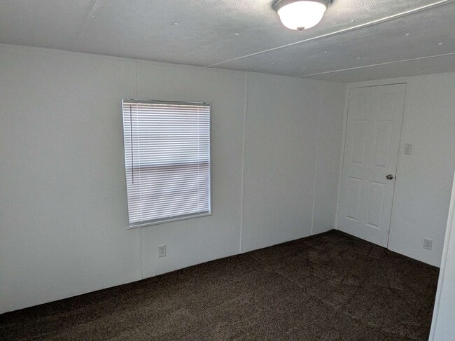 Building Photo - 14962 Goliad Dr