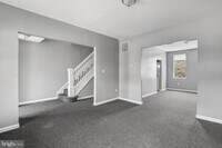 Building Photo - 1209 N Dukeland St