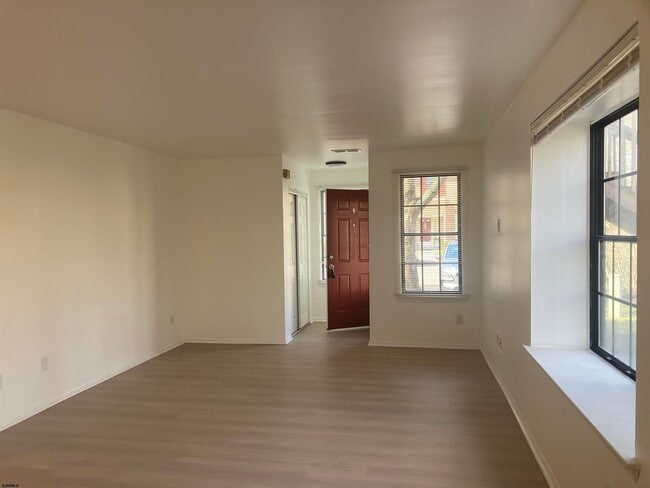 Building Photo - 4520 Concord Pl