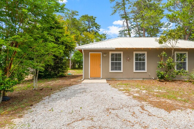 Building Photo - 133 Sunrise Cir