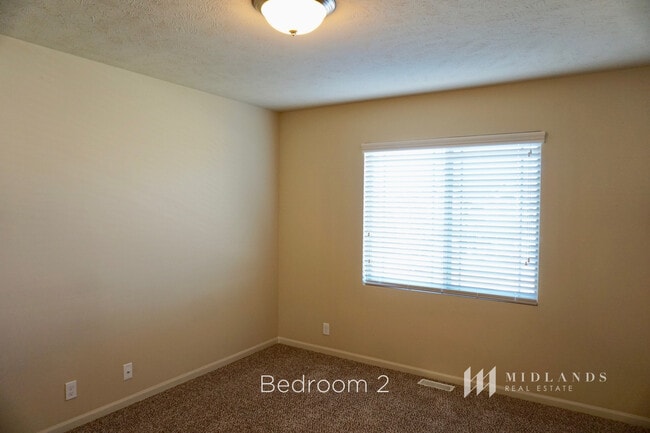 Building Photo - Hyda Hills 2-Story