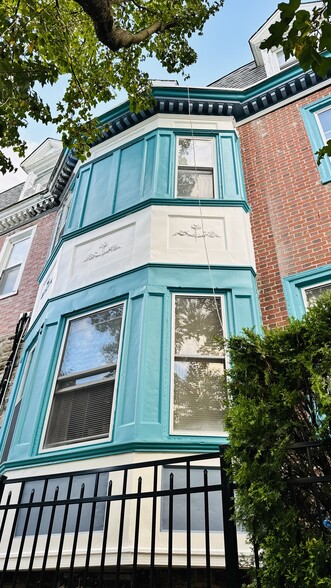 Building Photo - 7133 Boyer St