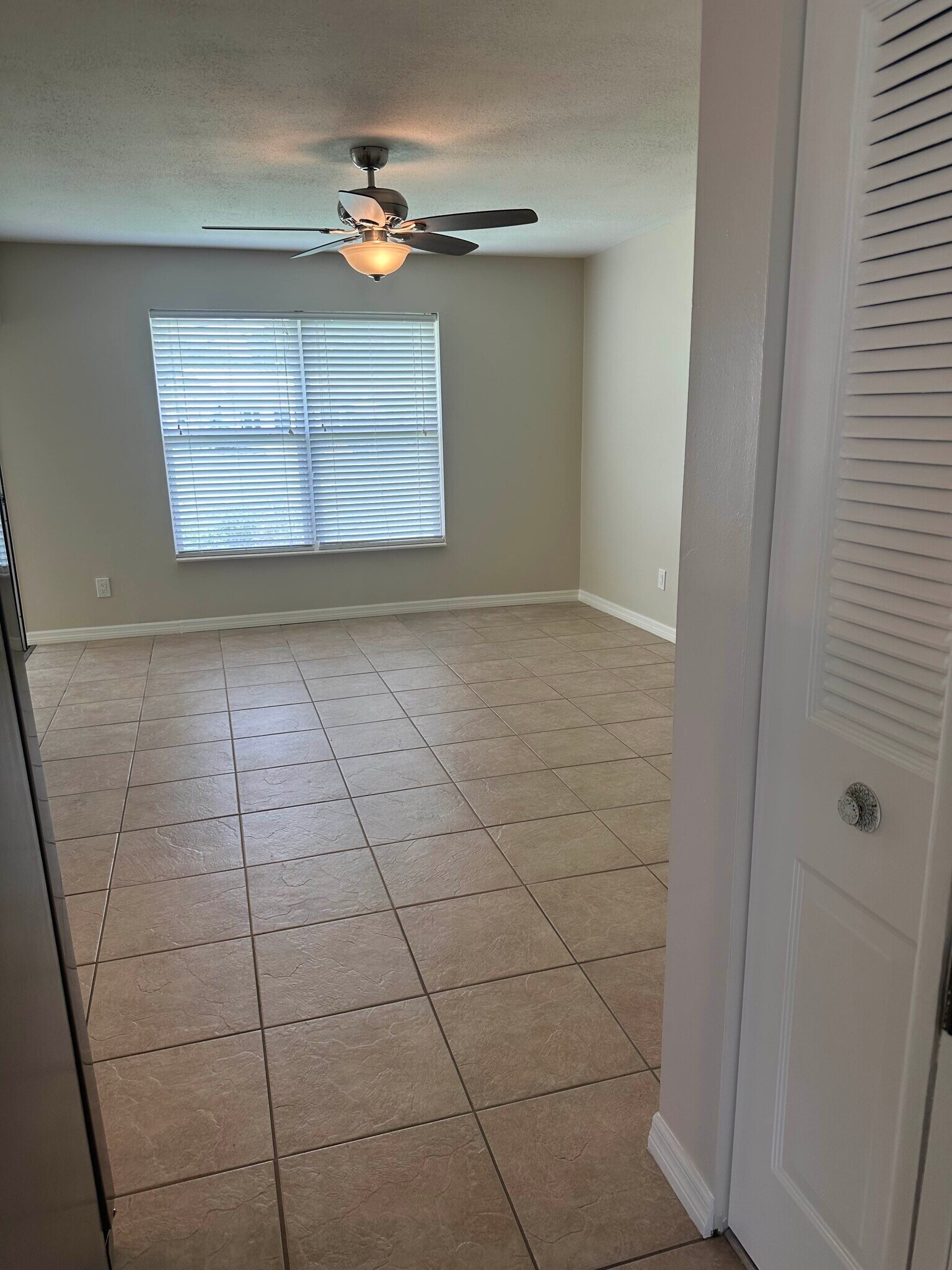 Building Photo - 4520 Bear Lake Ct