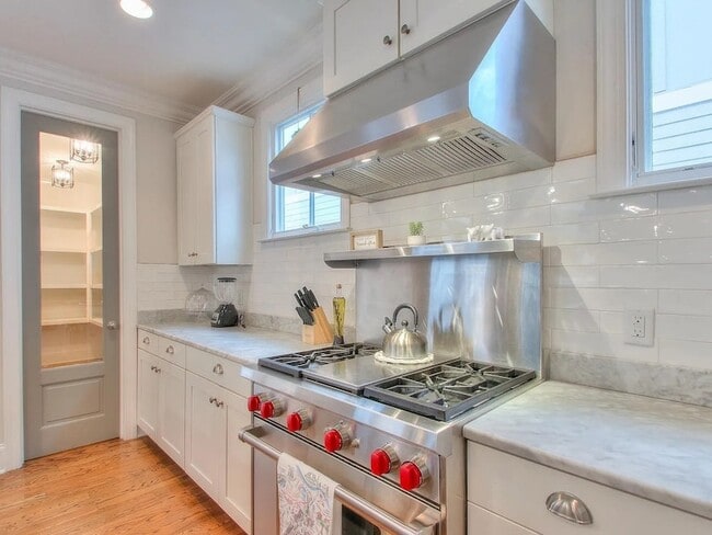 Building Photo - 118 Jamison Station Ln