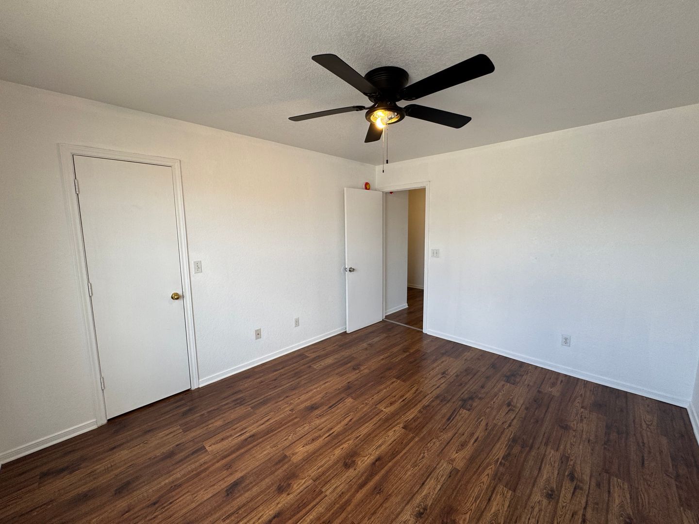 Building Photo - 2804 Leroy Cir