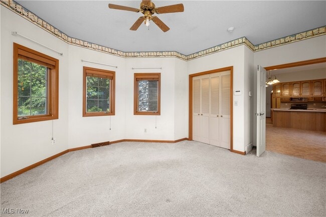 Building Photo - 4591 S Memorial Shoreway Dr