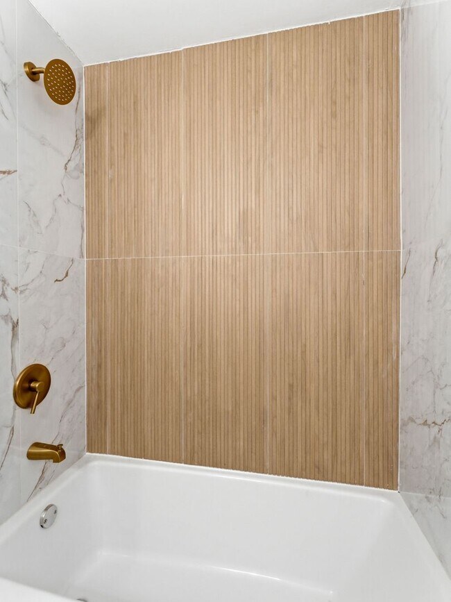 Building Photo - Charming Renovated 4-Bedroom Rental with Spacious Backyard & Bonus Basement Space in Somerdale