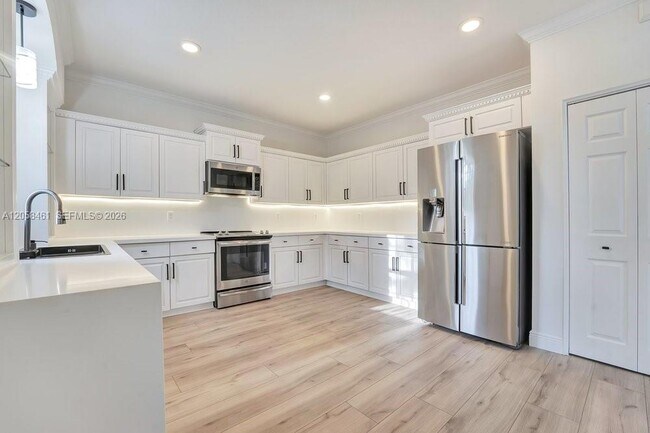 Building Photo - 1665 Osprey Bend