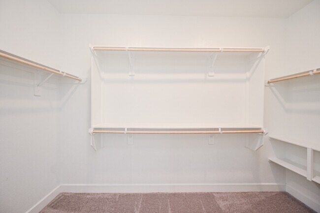 Building Photo - 21827 Erskine Peaks Pl