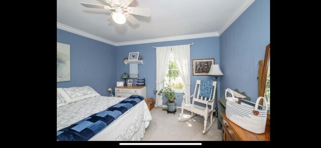 Building Photo - 4822 Sarah Dr