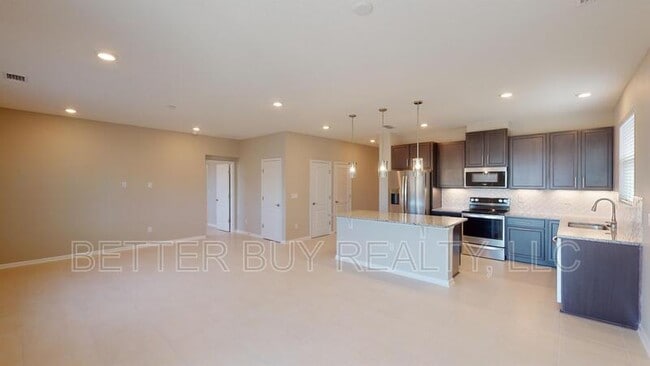 Building Photo - 91 Las Casitas Blvd