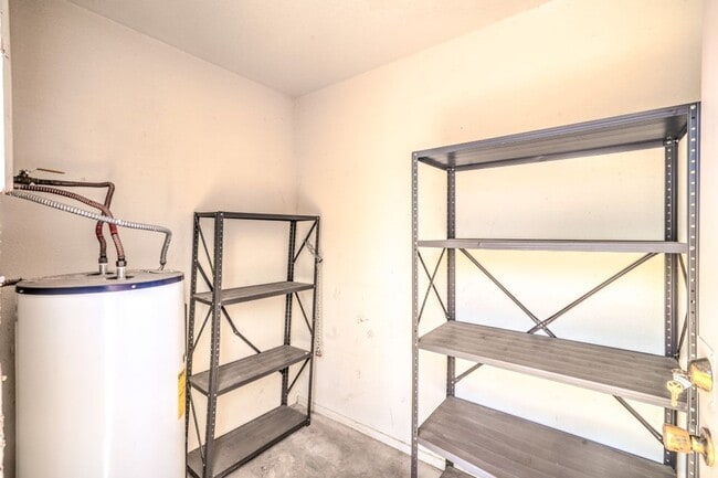 Building Photo - 1333 Pinto Rock Ln