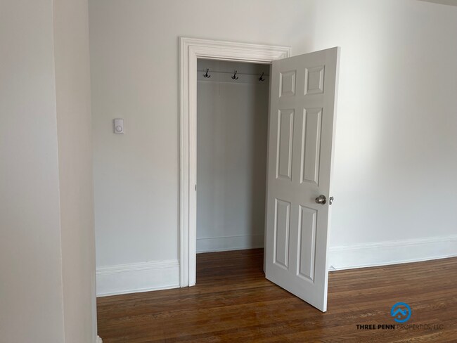 Building Photo - 100 Broad St