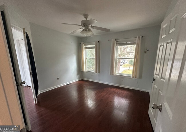 Building Photo - 292 Alexanders Ct