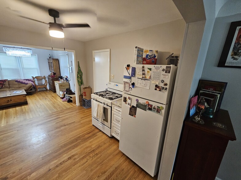 Kitchen - 5001 Washburn Ave N